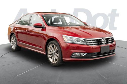 Fortana Red 2016 Volkswagen Passat V6 SEL Premium