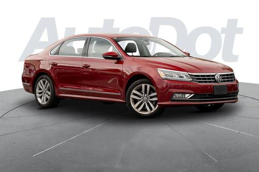 Fortana Red 2016 Volkswagen Passat V6 SEL Premium