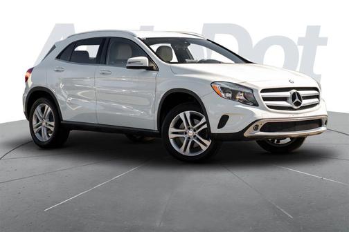 Cirrus White 2016 Mercedes-Benz GLA-Class 4MATIC