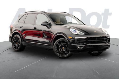 2017 Porsche Cayenne Platinum Edition