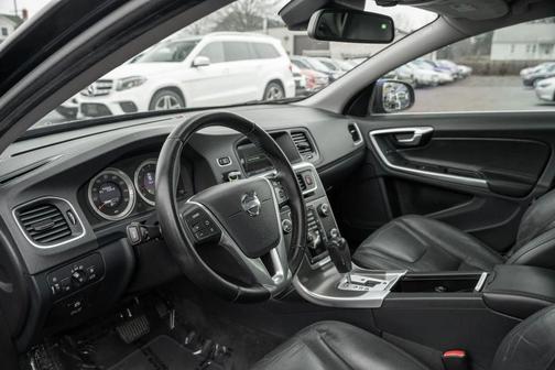 2012 Volvo S60 T5