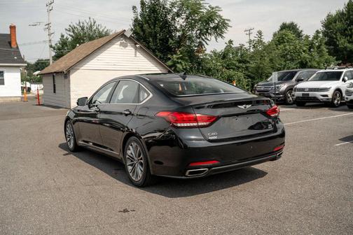 Caspian Black 2017 Genesis G80 3.8