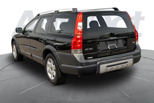 Ocean Blue Metallic 2006 Volvo XC70 2.5T