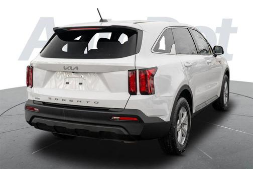 2022 Kia Sorento LX