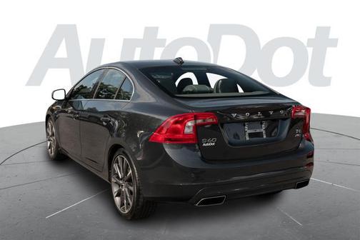 2014 Volvo S60 T6 Platinum