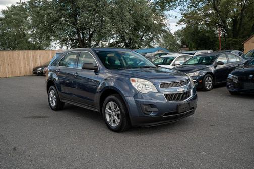 Ashen Gray Metallic 2013 Chevrolet Equinox LS