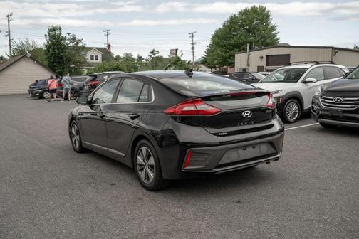 Black Noir Pearl 2019 Hyundai IONIQ Plug-In Hybrid Limited