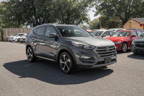 Coliseum Grey 2016 Hyundai TUCSON Limited