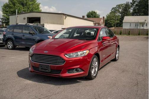 2016 Ford Fusion Hybrid SE