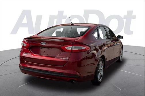 2016 Ford Fusion Hybrid SE