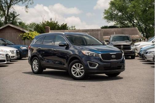 2017 Kia Sorento LX