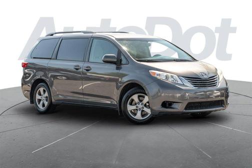 Predawn Gray Mica 2017 Toyota Sienna LE