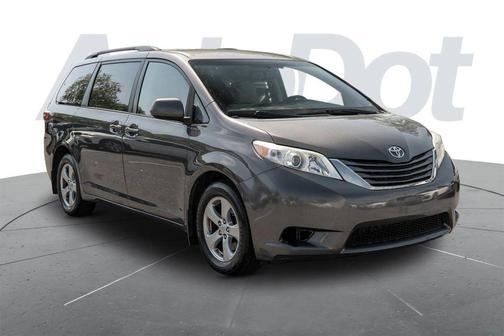 Predawn Gray Mica 2017 Toyota Sienna LE