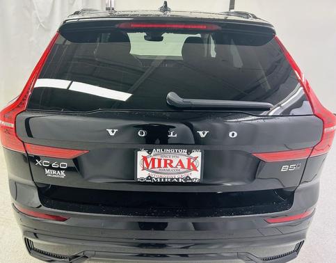 2025 Volvo XC60 B5 Plus