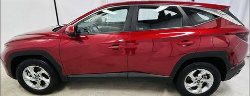 2024 Hyundai TUCSON SE