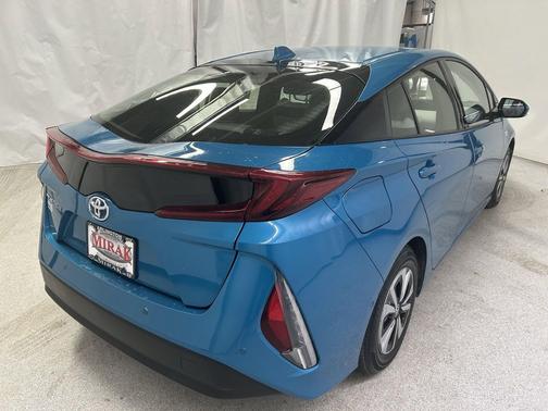 2017 Toyota Prius Prime Plus
