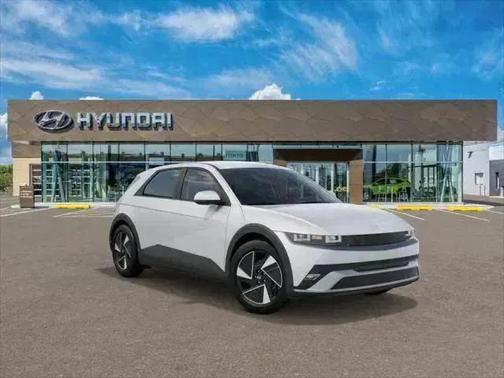 2025 Hyundai IONIQ 5 SE Standard Range