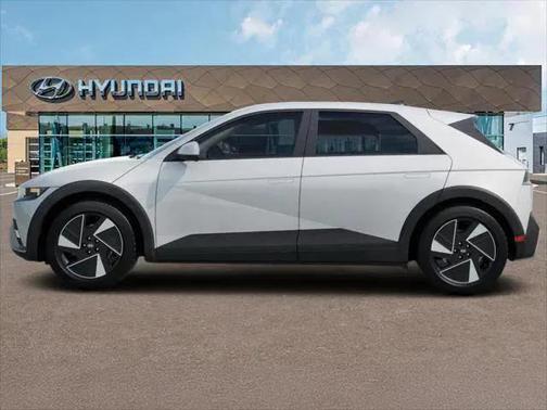 2025 Hyundai IONIQ 5 SE Standard Range