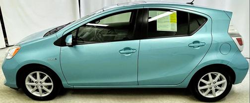 2014 Toyota Prius c Four