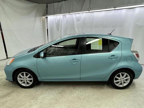 2014 Toyota Prius c Four
