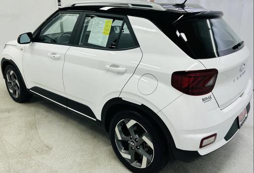 2023 Hyundai VENUE Limited