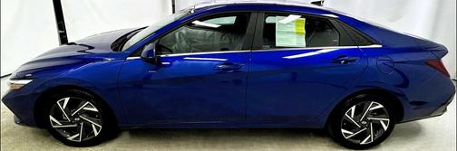 2025 Hyundai ELANTRA SEL