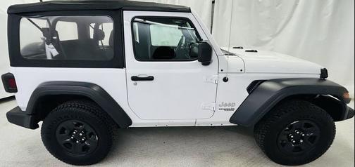 2020 Jeep Wrangler Sport