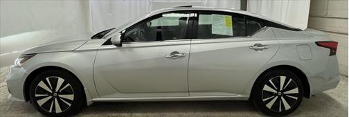 2022 Nissan Altima 2.5 SL