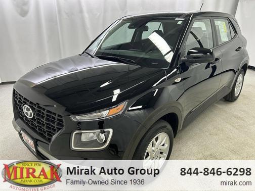 2023 Hyundai VENUE SE