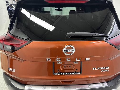 2021 Nissan Rogue Platinum