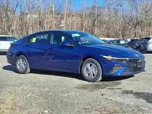 2025 Hyundai ELANTRA Sport