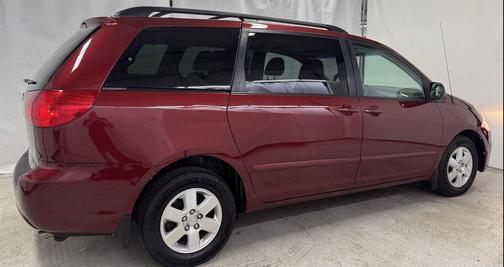 2009 Toyota Sienna CE