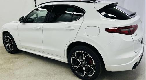 2022 Alfa Romeo Stelvio Ti