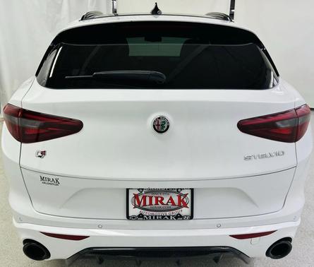 2022 Alfa Romeo Stelvio Ti
