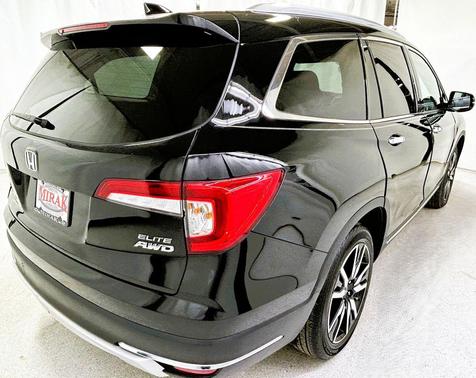 2020 Honda Pilot AWD Elite