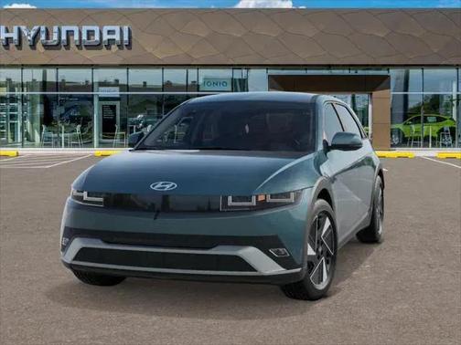 2025 Hyundai IONIQ 5 SE Standard Range