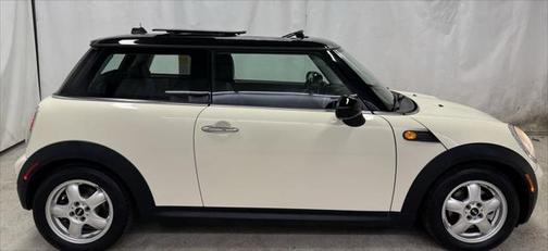 2010 MINI Cooper S Base