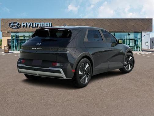 2025 Hyundai IONIQ 5 SEL