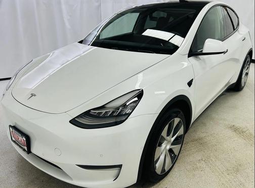 2021 Tesla Model Y Long Range Dual Motor All-Wheel Drive