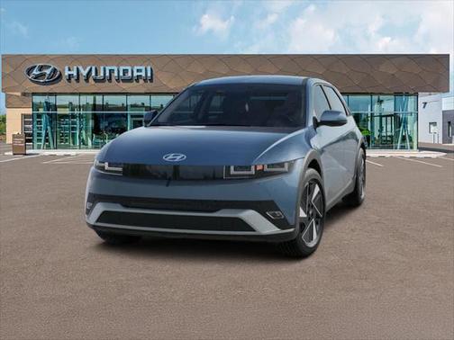 2025 Hyundai IONIQ 5 SE Standard Range