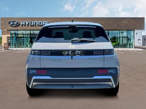 2025 Hyundai IONIQ 5 SE