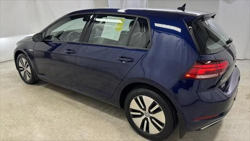 2018 Volkswagen e-Golf SEL Premium