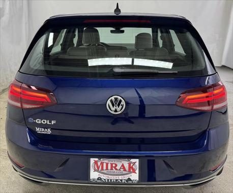 2018 Volkswagen e-Golf SEL Premium