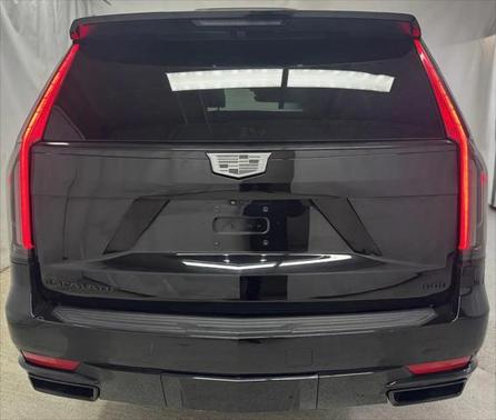2022 Cadillac Escalade Sport
