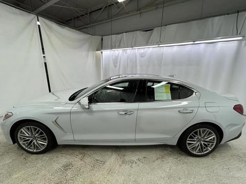 2021 Genesis G70 2.0T AWD