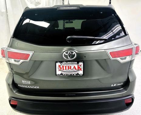 2016 Toyota Highlander LE