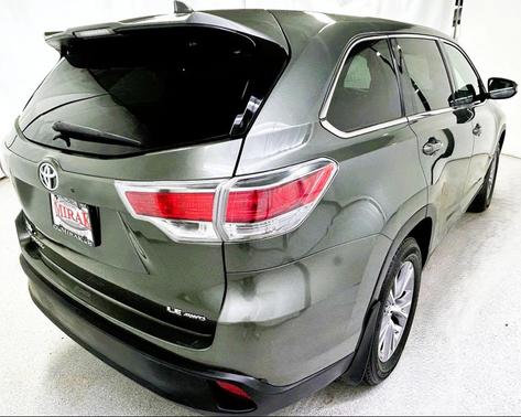 2016 Toyota Highlander LE