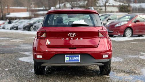2025 Hyundai VENUE Limited