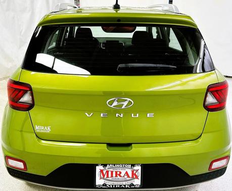 2024 Hyundai VENUE SEL