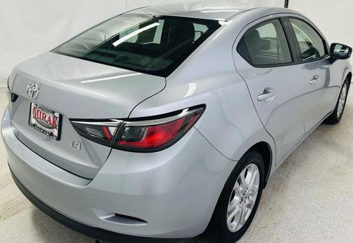 2017 Toyota Yaris iA Base